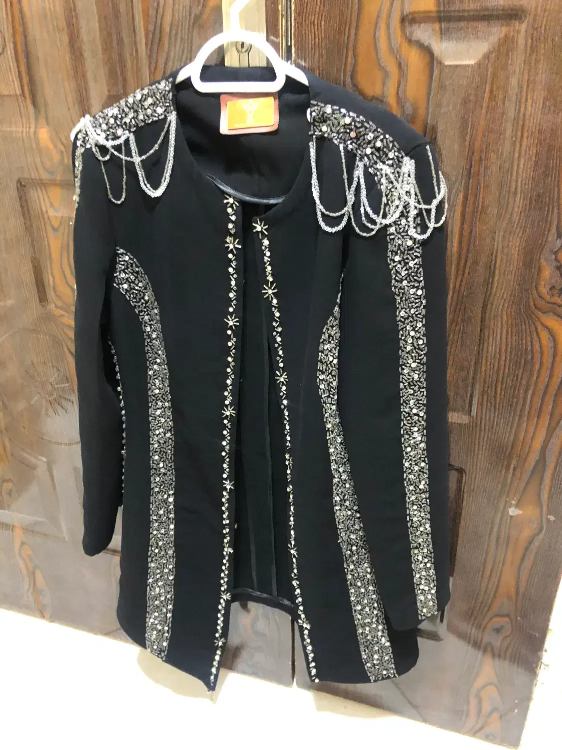 مانتو مجلسی|لباس|بومهن, |دیوار