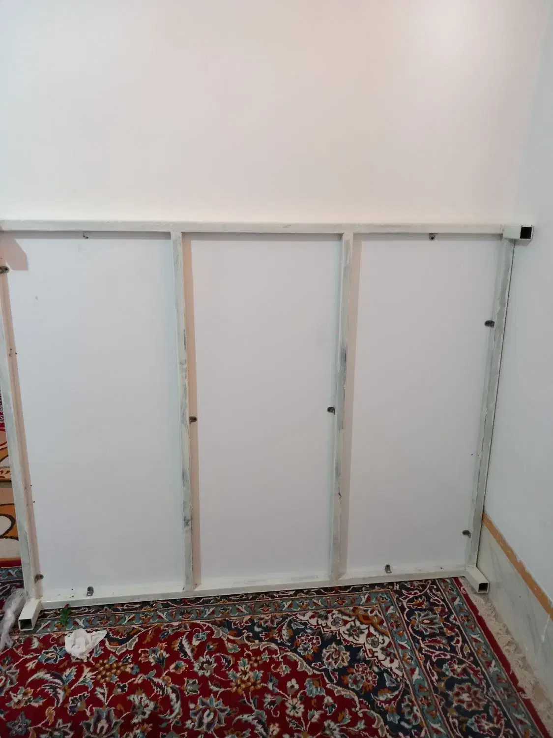 میز خیاطی|لوازم خیاطی و بافتنی|فسا, |دیوار