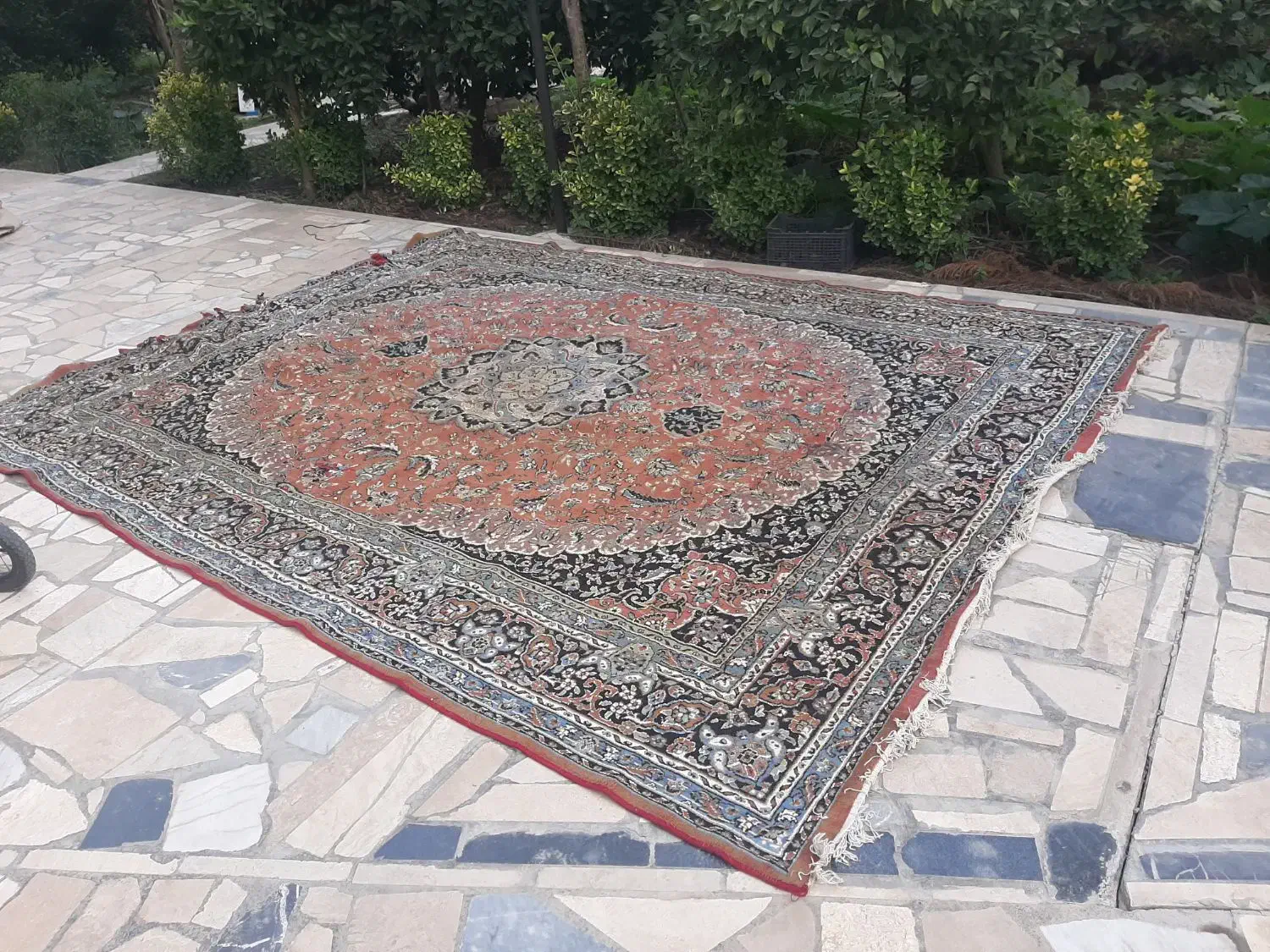 فرش ۱۲ متری دست دوم مناسب خونه باغ|فرش|قائم‌شهر, |دیوار