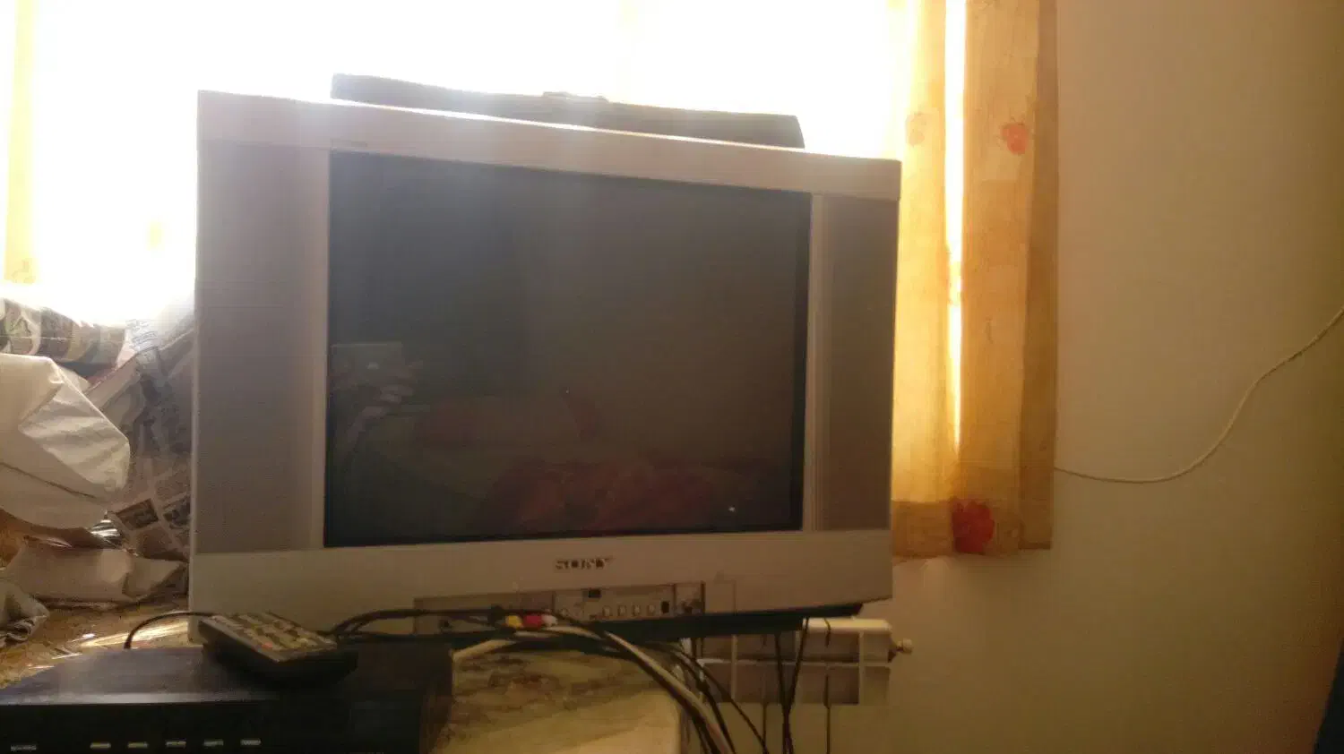 فروش فوری تلویزیون سونی اصل|تلویزیون و پروژکتور|اراک, |دیوار