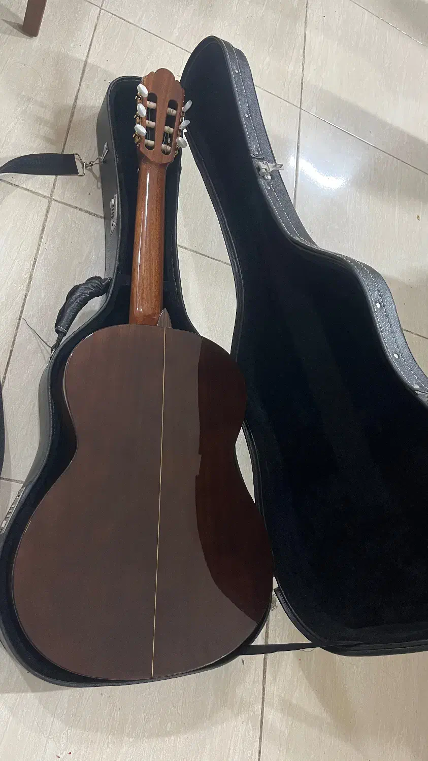 گیتار الحمرا 3c|گیتار، بیس، امپلیفایر|بابل, |دیوار