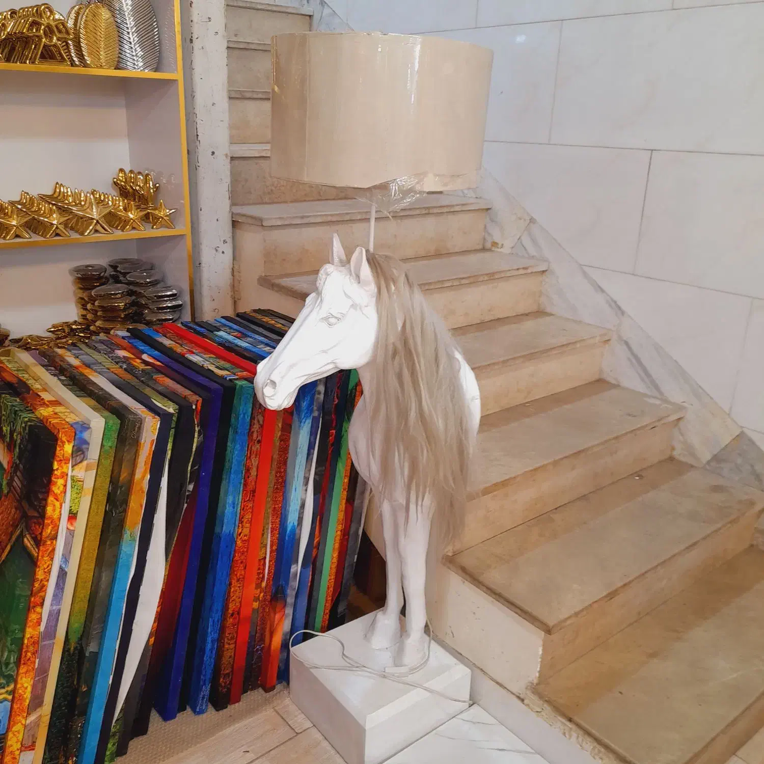 اباژور ایستاده اسب فایبر گلاس اک|چراغ خواب و آباژور|قم, شهرک فاطمیه|دیوار
