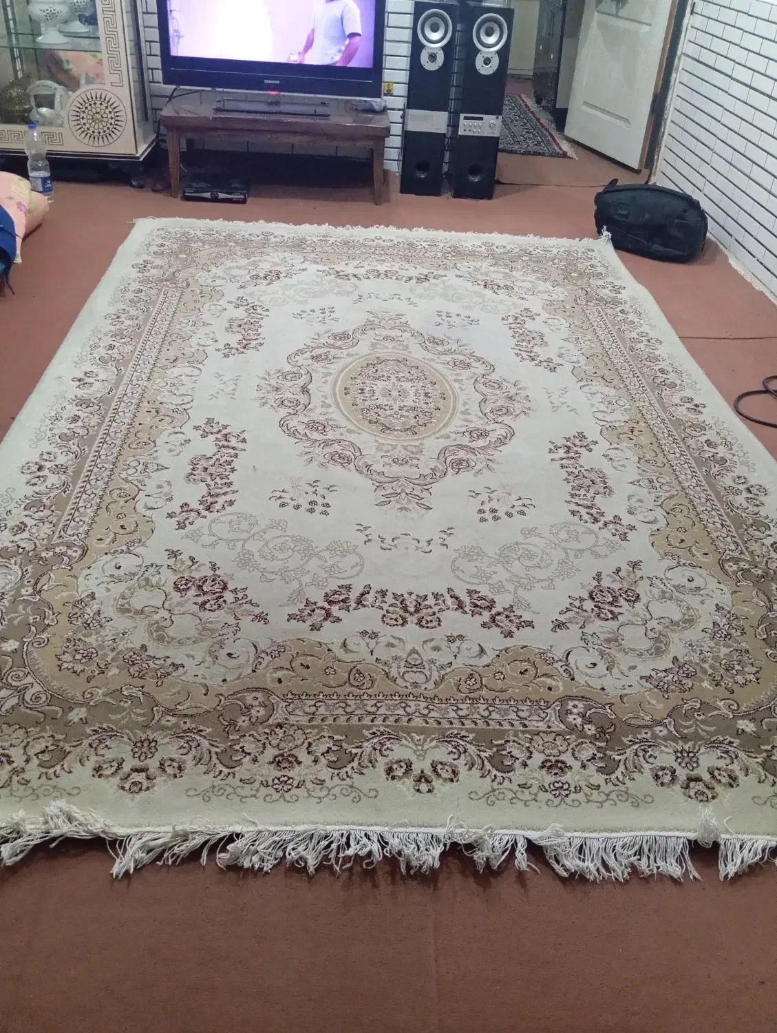 ۶ متری تمیز ۷۰۰ شانه|فرش|بومهن, |دیوار