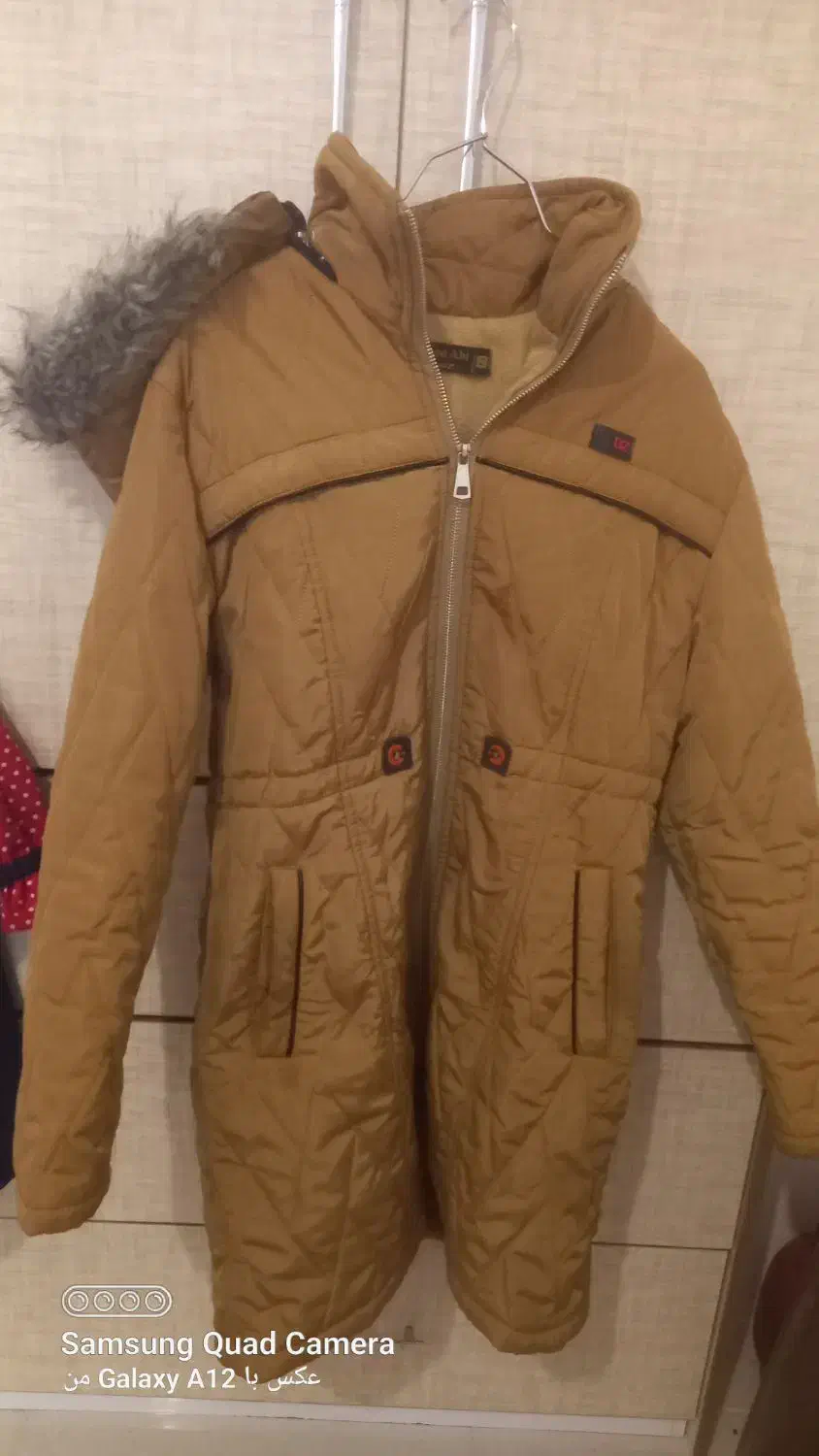 پالتو تاسایز ۴۰ میخوره|لباس|پرند, فاز ۵|دیوار