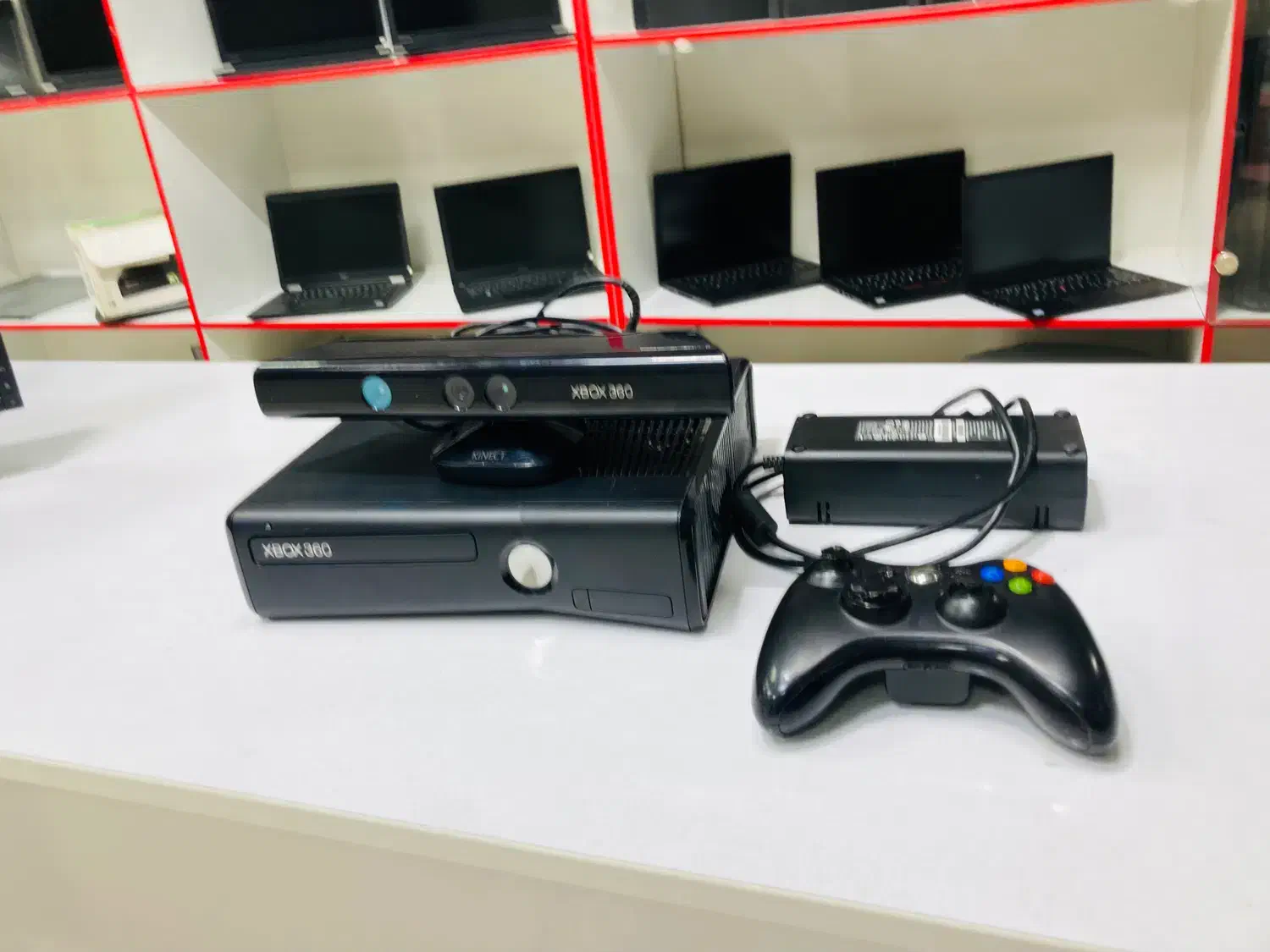 کنسول xbox 360 همراه سنسور و دسته و بازی|کنسول، بازی ویدئویی و آنلاین|شهرکرد, |دیوار