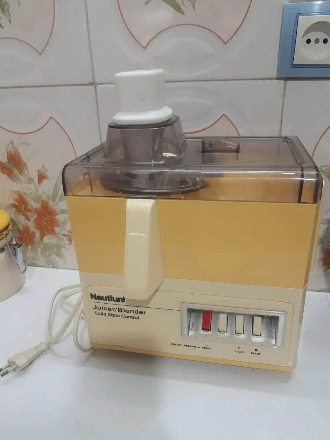 آبمیوه گیری سالم|آبمیوه‌گیر و آب‌مرکبات‌گیر|سبزوار, چهارراه فرودگاه|دیوار