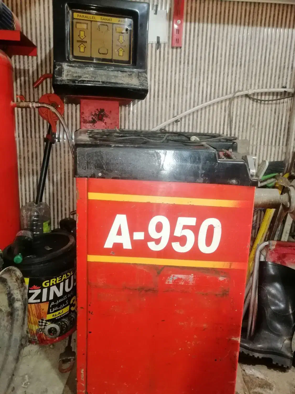 دستگاه بالانس|ماشین‌آلات صنعتی|سیلوانه, |دیوار