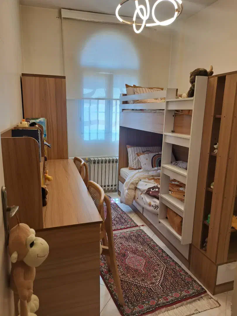 ۷۰ متر ۲ خواب/طبقه دوم با پارکینگ/فردوس غرب