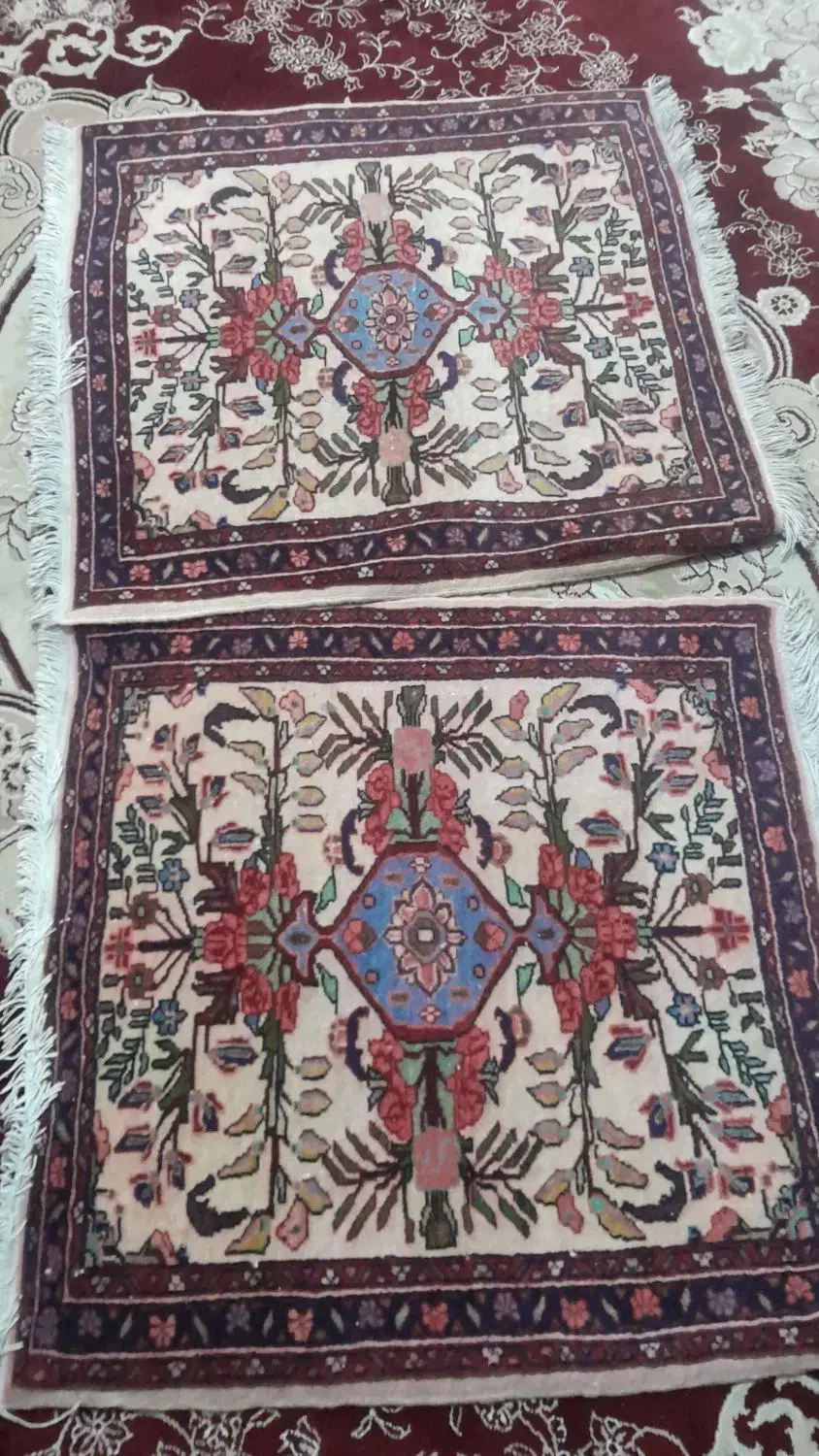 یک جفت فرش ۶۰در ۷۰|فرش|قم, شهرک فاطمیه|دیوار