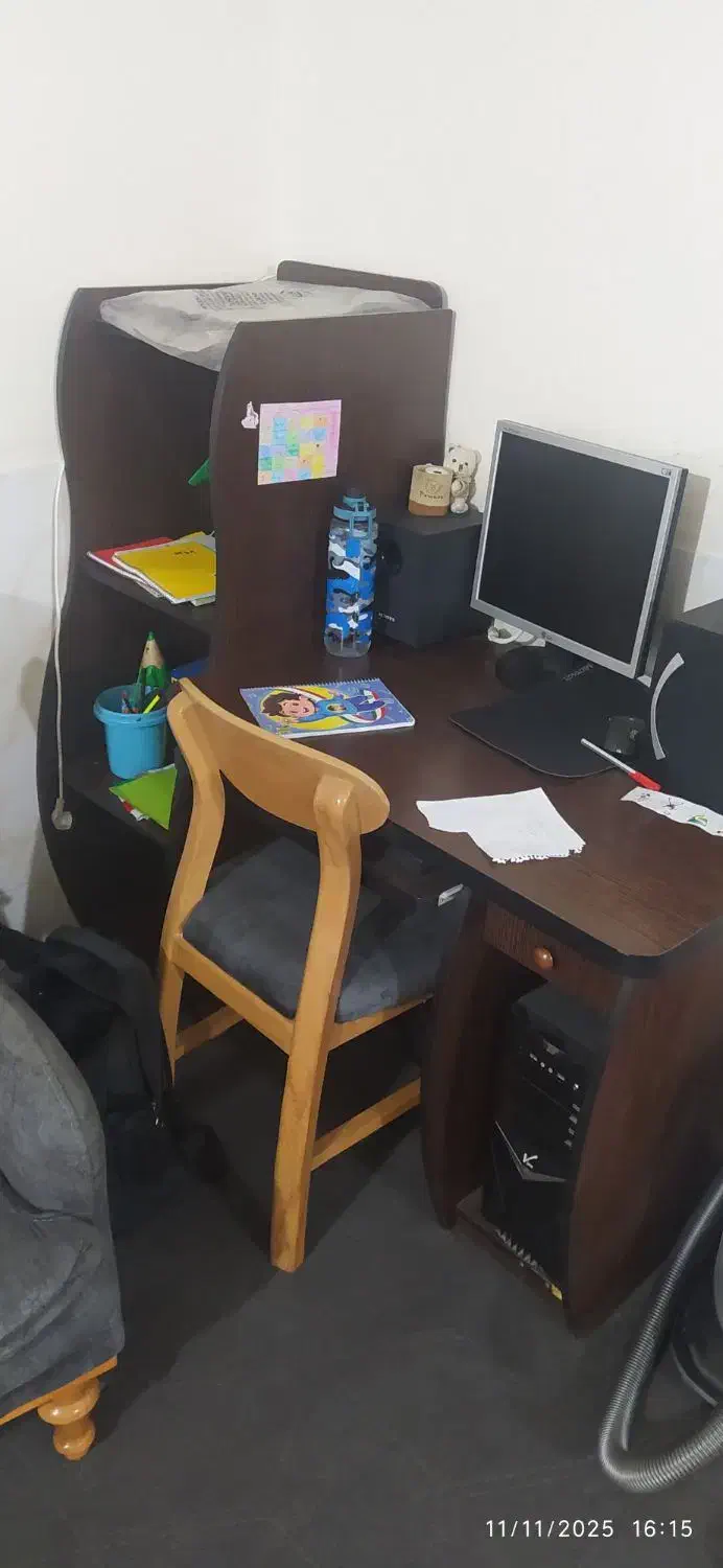 میز کامپیوترباکتابخانه،جا کفشی و جا لباسی آینه دار|مبلمان خانگی و میز عسلی|مشهد, بهمن|دیوار