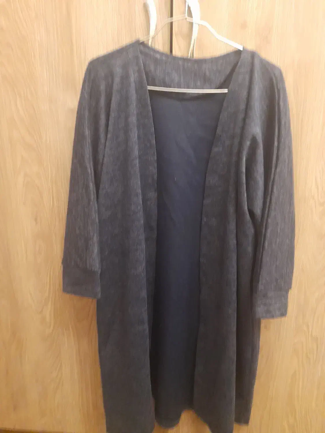 تعدادی مانتو و لباس زنانه|حراج|شیراز, پودنک|دیوار