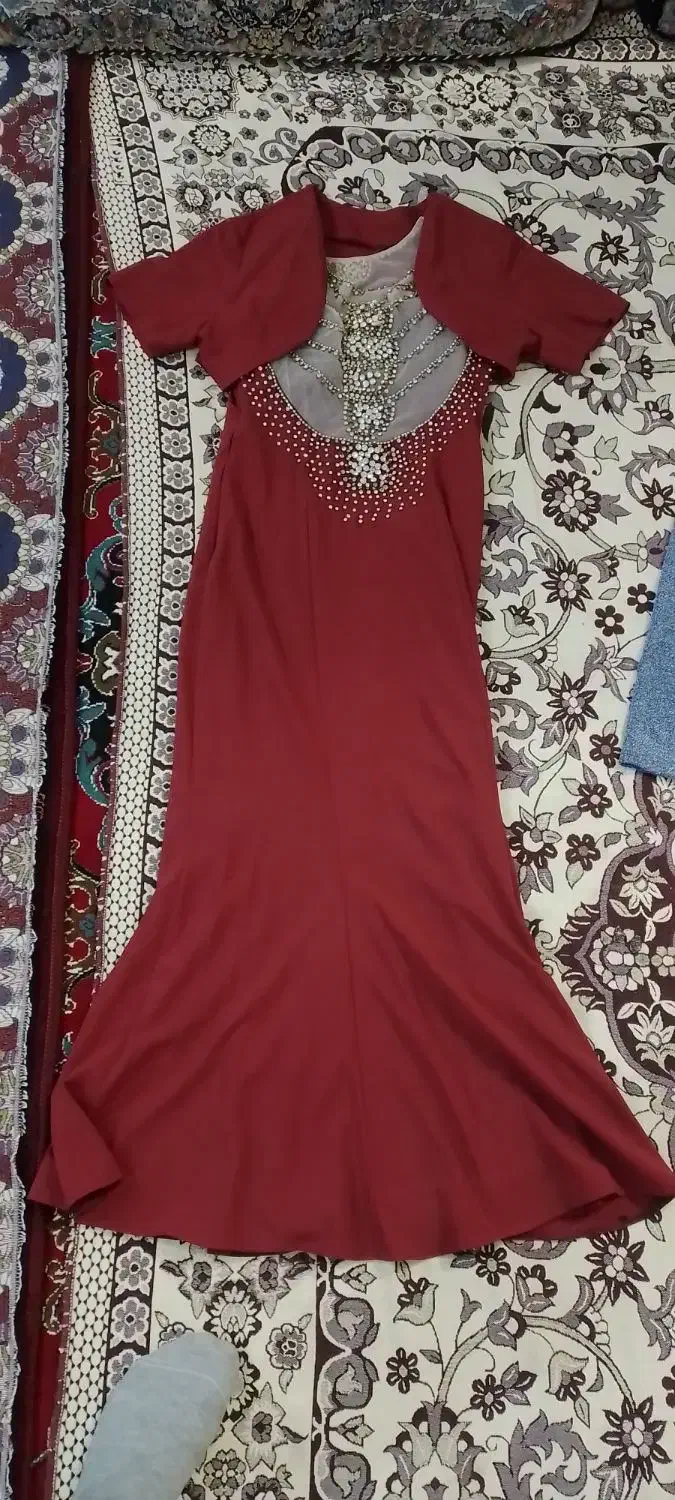 لباس مجلس در حد نو واقعا استفاده نشده|لباس|ابهر, |دیوار