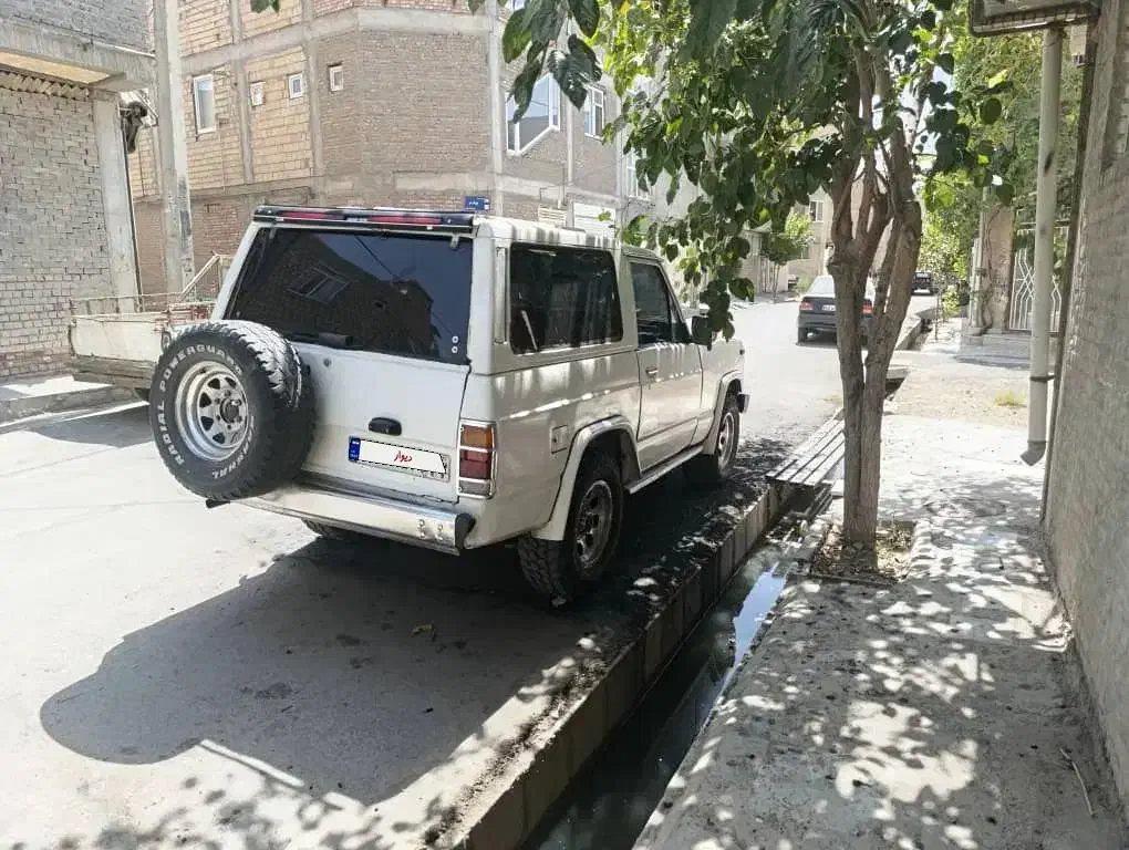 ماشین خوبی هست اتیگه هست|خودرو سواری و وانت|میاندوآب, |دیوار