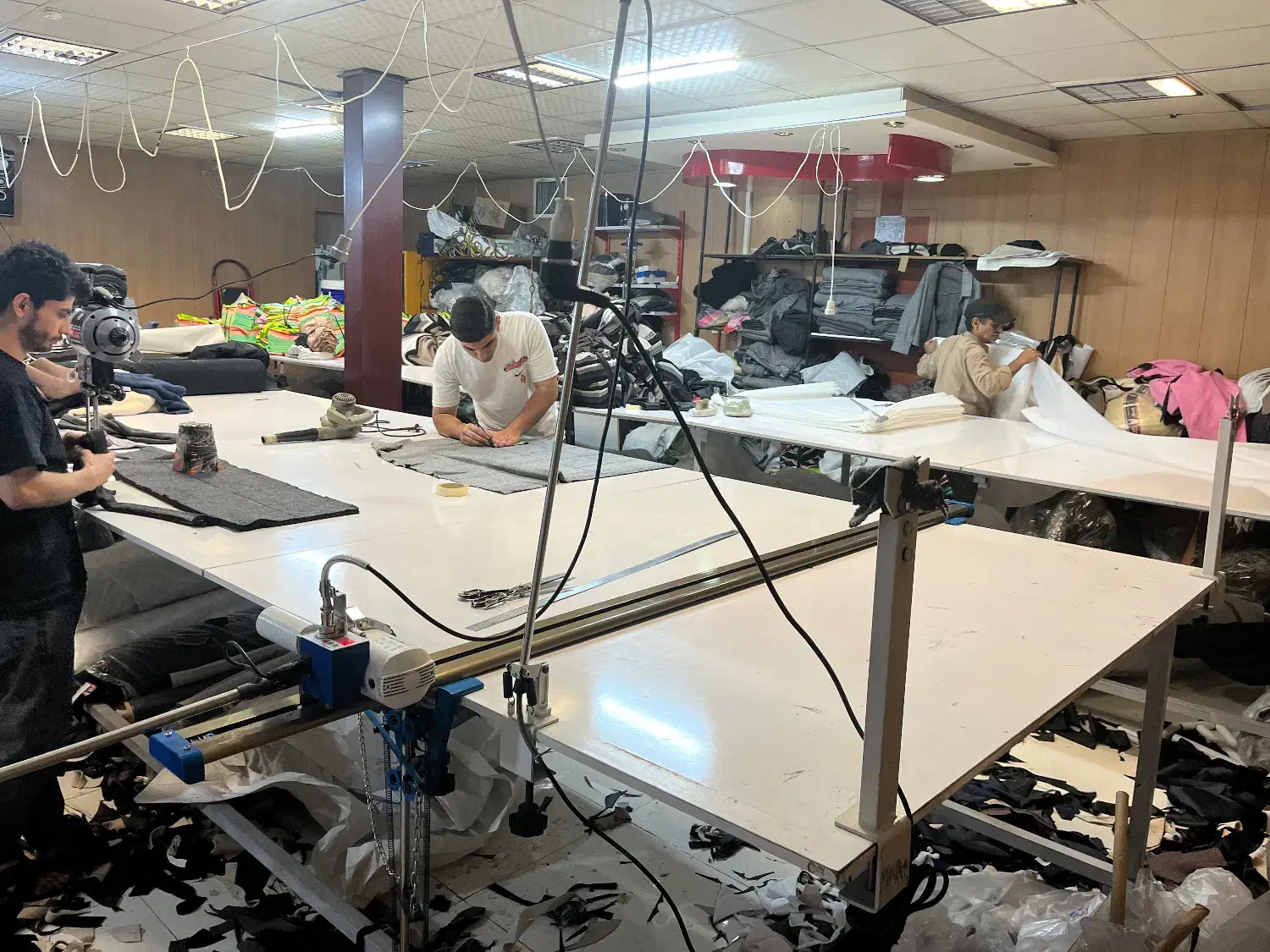 کارگاه برش انواع پارچه|خدمات پیشه و مهارت|تهران, فلاح|دیوار