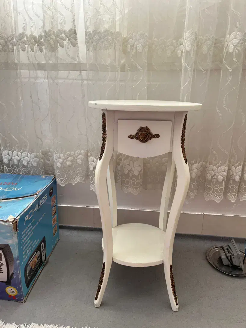 میز تلفن|میز تلفن|قم, چهل درخت|دیوار