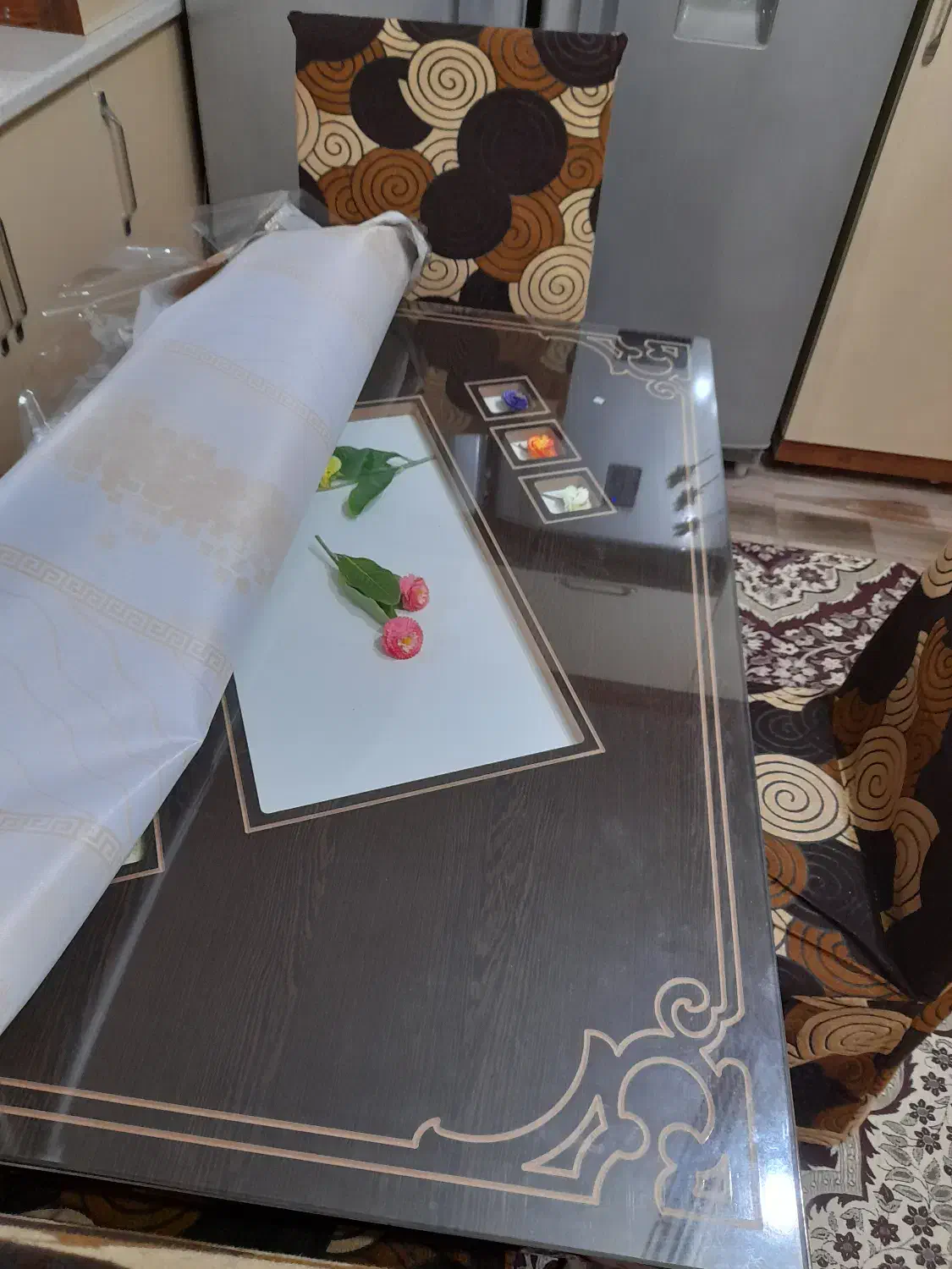 میز غذاخوری۳نفره|میز و صندلی غذاخوری|مرند, |دیوار