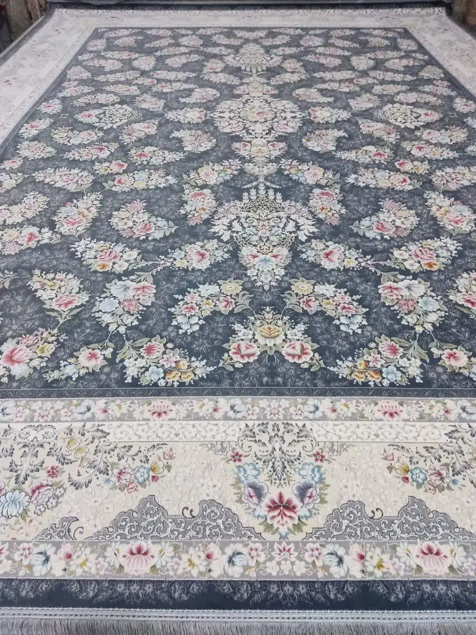 فرش۱۲۰۰ شانه آک تخفیفی۱۲و۹متری به قیمت فرش ۷۰۰شانه|فرش|یزد, |دیوار