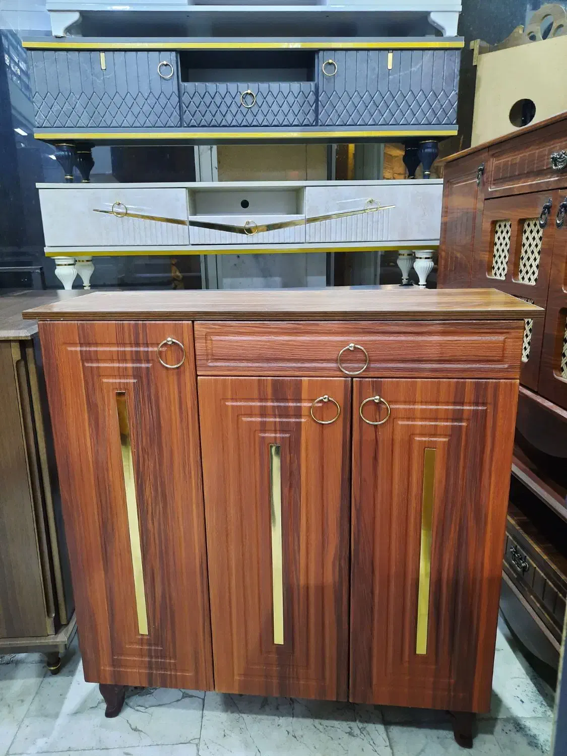 جاکفشی ۳درب مدل سه بعدی|جاکفشی، کمد، دراور|اردبیل, |دیوار