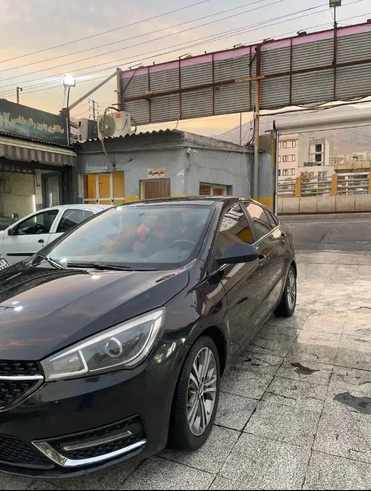 اریزو ۵ مدل ۹۶تمام فابریک|خودرو سواری و وانت|شیراز, شهرک پرواز|دیوار