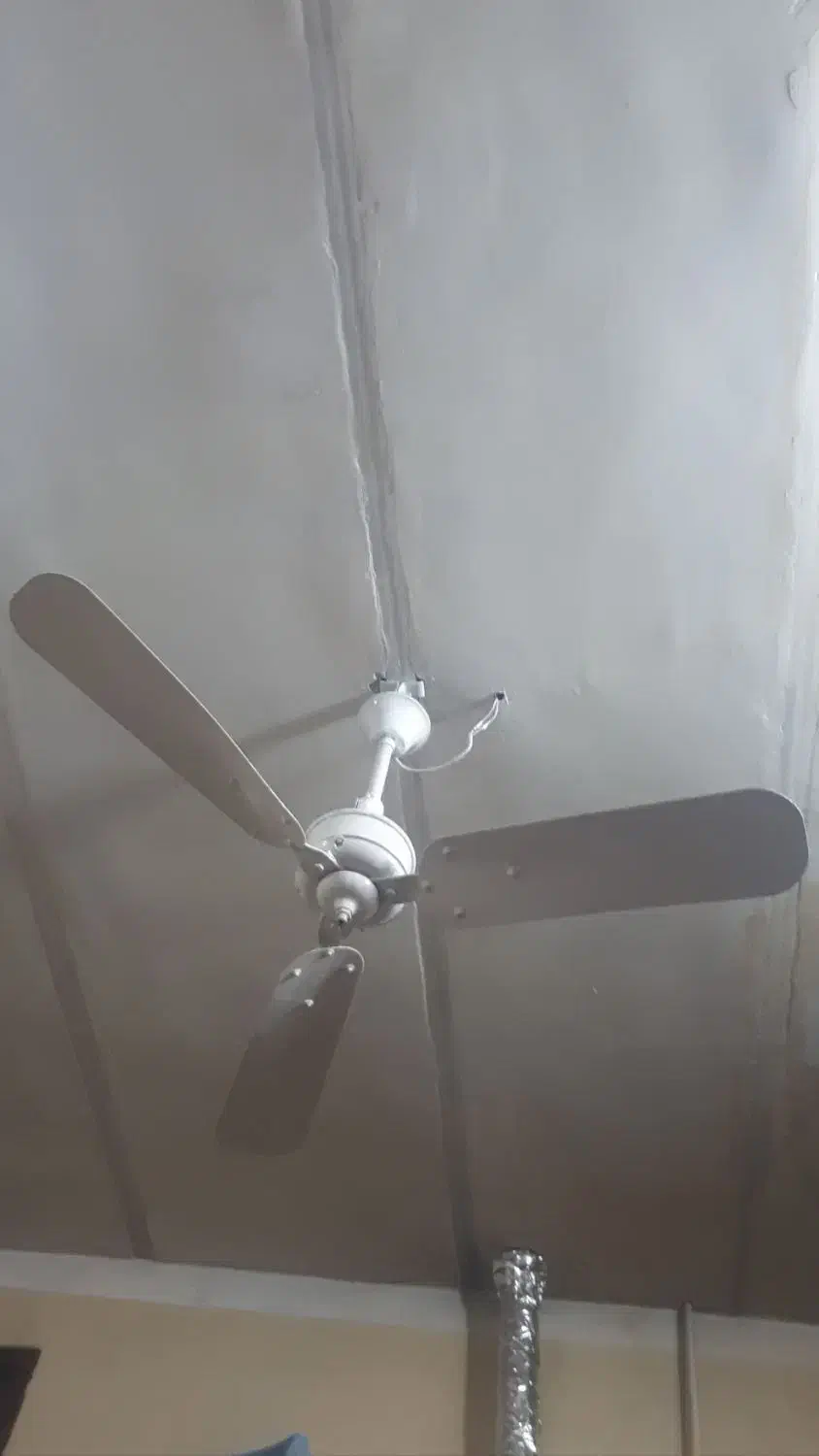 پنکه انگلیسی اصل اصیل|پنکه و تصفیه‌کنندهٔ هوا|مسجد سلیمان, |دیوار