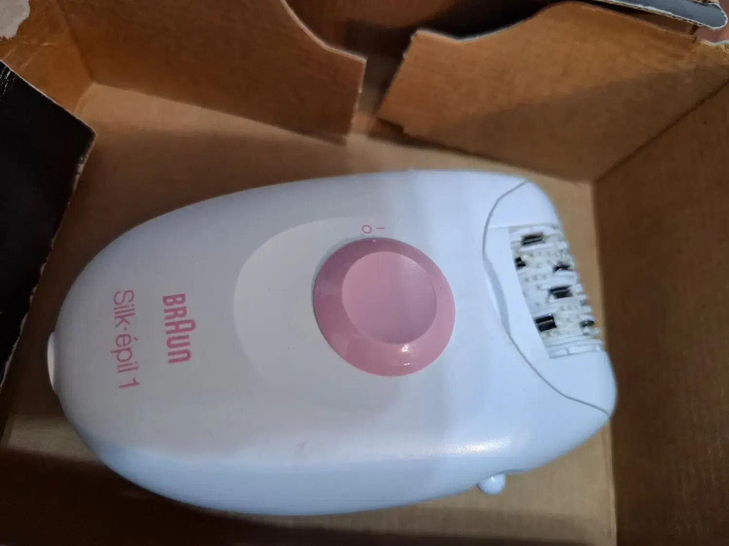 اپلیدی|آرایشی، بهداشتی، درمانی|فولادشهر, C7|دیوار