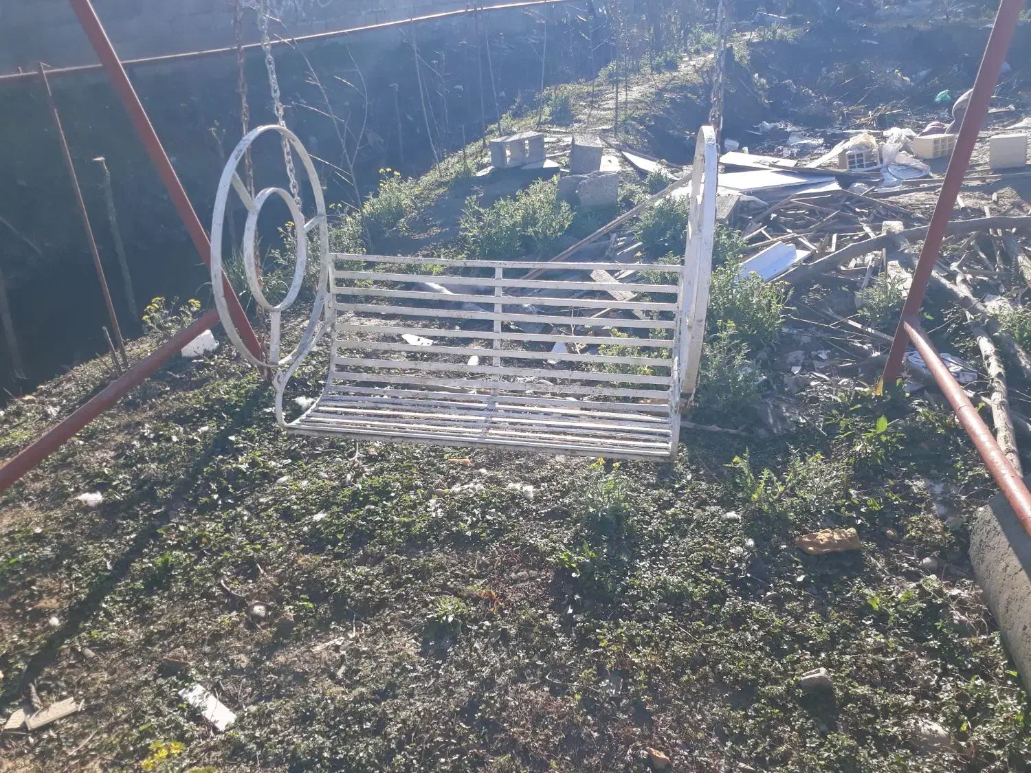 تاب آهنی|اسباب و اثاث بچه|صومعه‌سرا, |دیوار