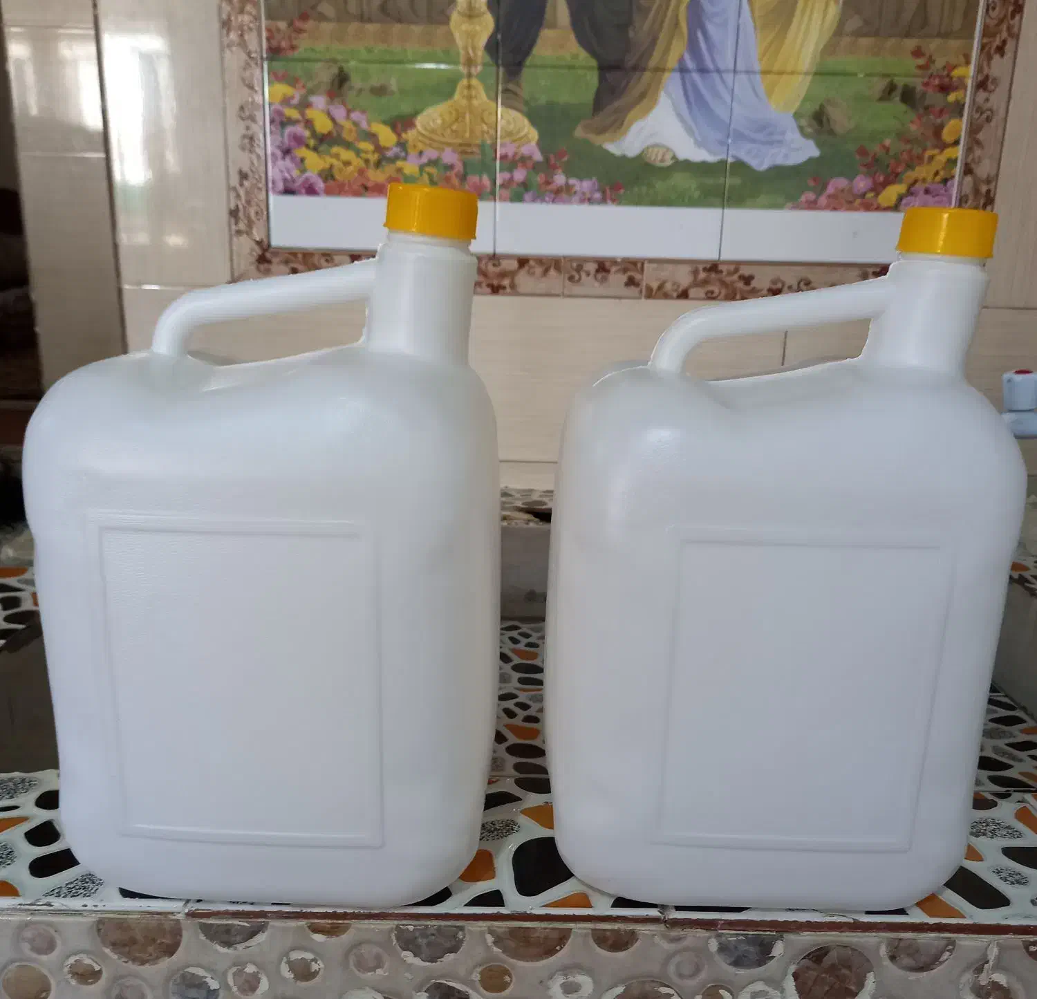 دبه|ظروف نگهدارنده، پلاستیکی، یک‌بارمصرف|یاسوج, |دیوار