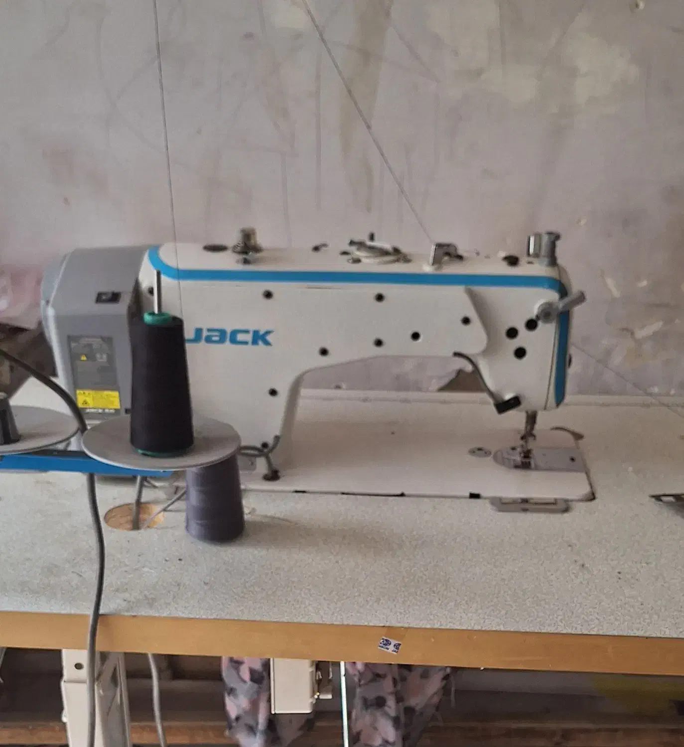 فروش|چرخ خیاطی و ریسندگی|همدان, |دیوار