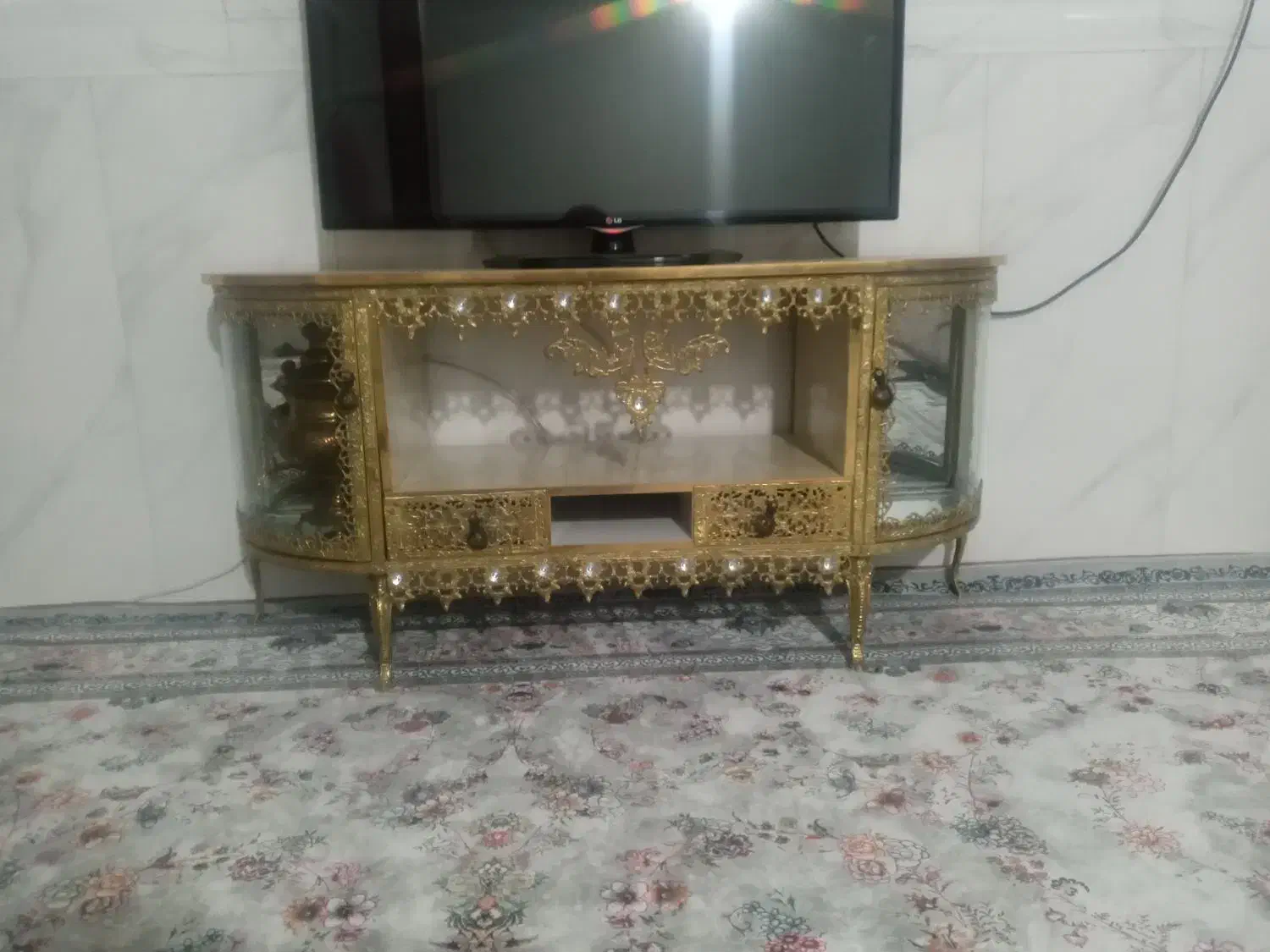 میز تی وی برنجی|میز تلویزیون|کرج, حصارک پایین|دیوار