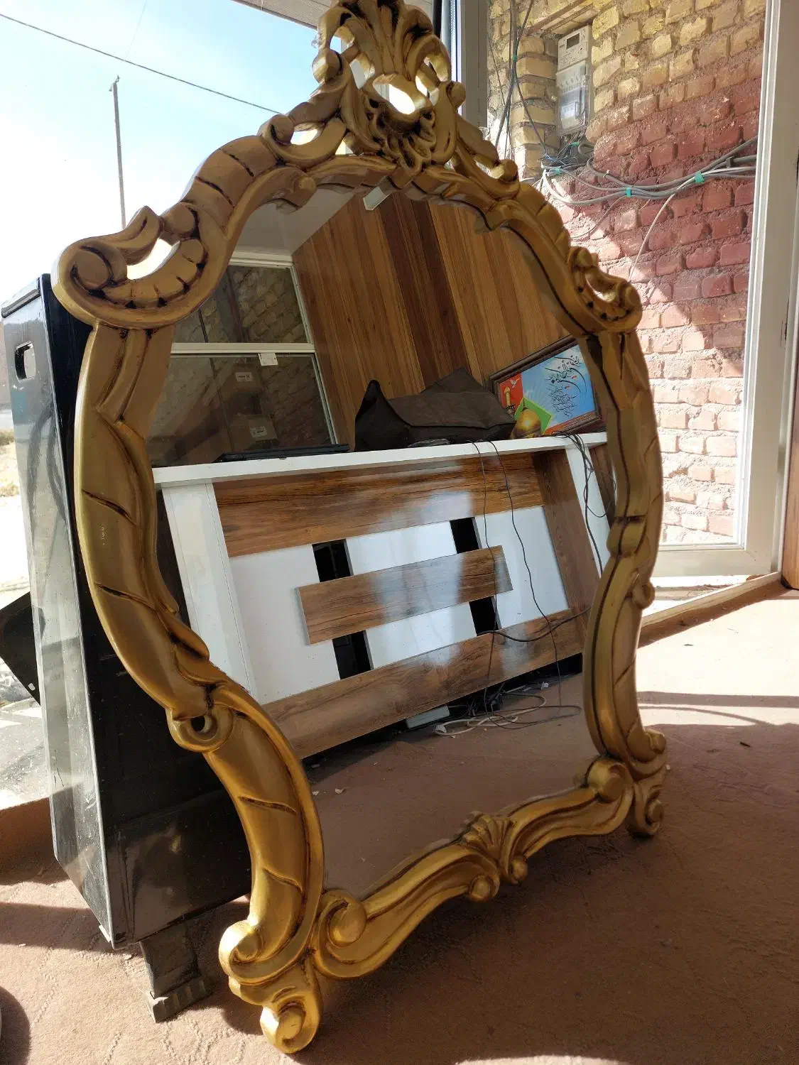 قاب و آیینه|بوفه، ویترین، کنسول|اشکذر, |دیوار