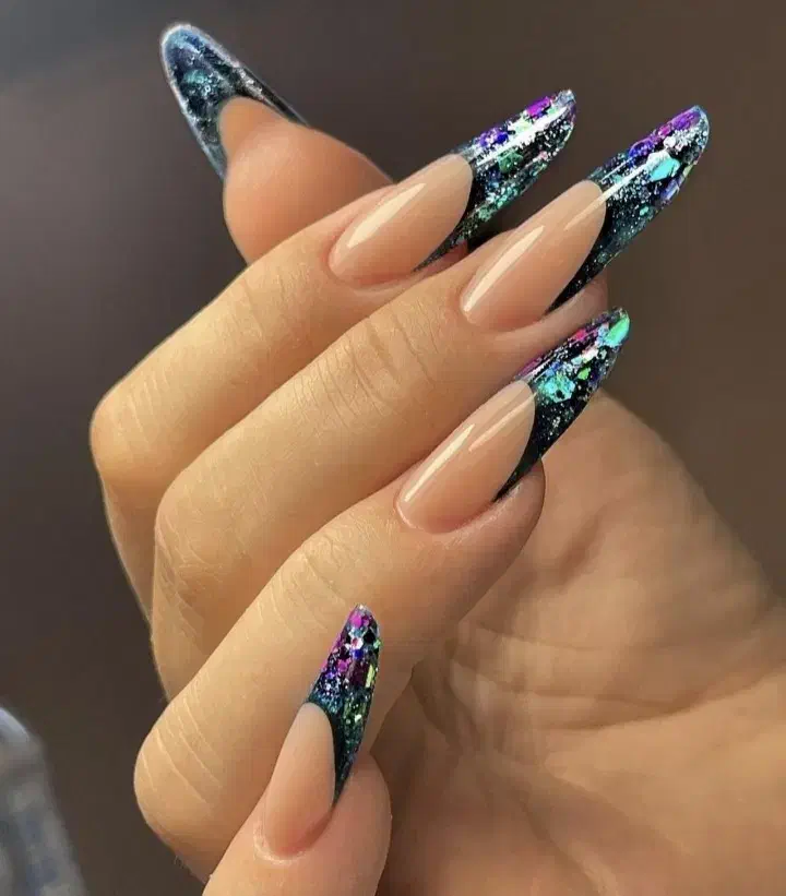 آموزش فوق تخصصی کاشت ناخن درآموزشگاه فنی حرفه ای|خدمات آموزشی|تهران, صادقیه|دیوار