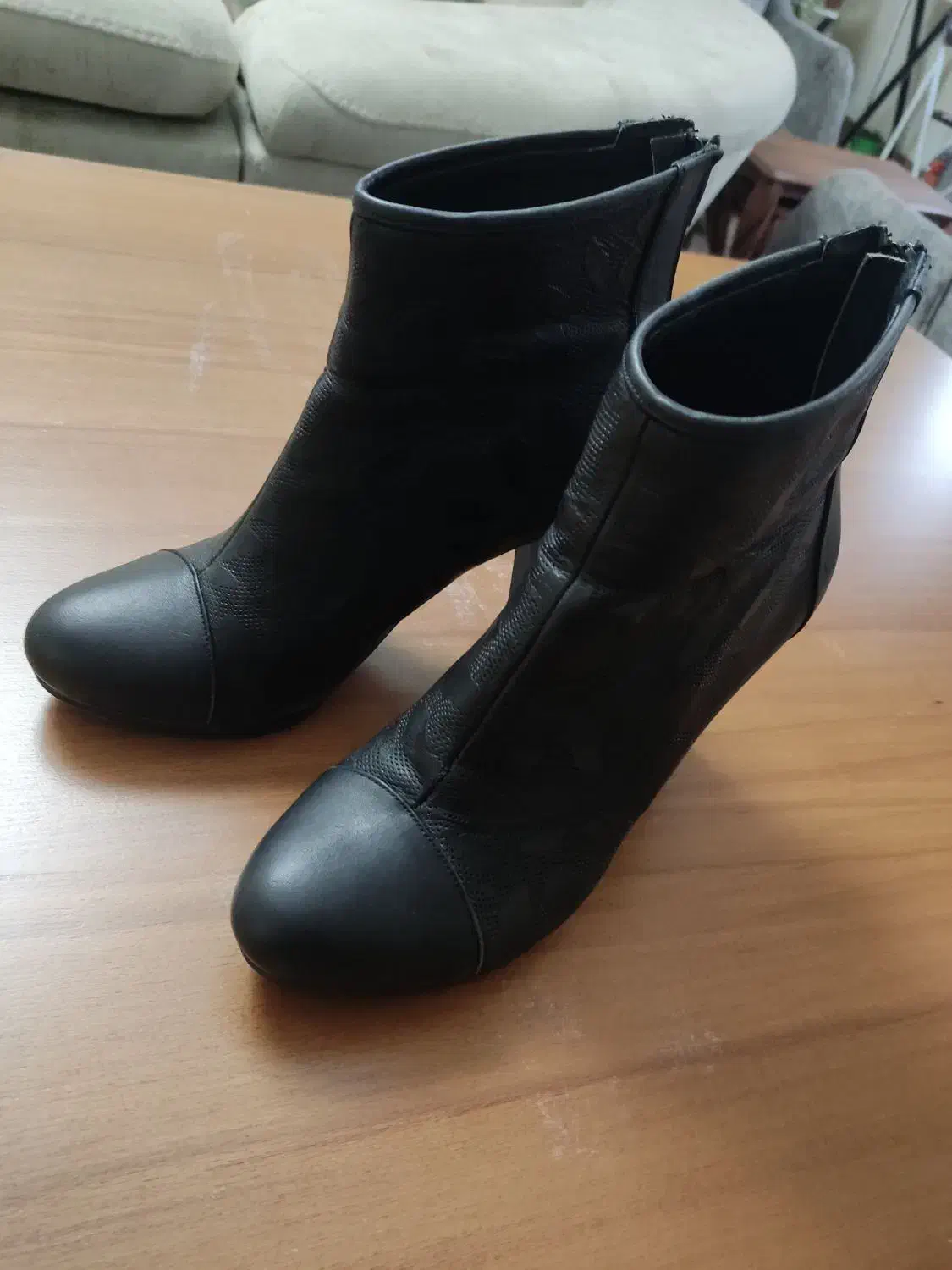 بت زنانه|کیف، کفش، کمربند|ارومیه, |دیوار