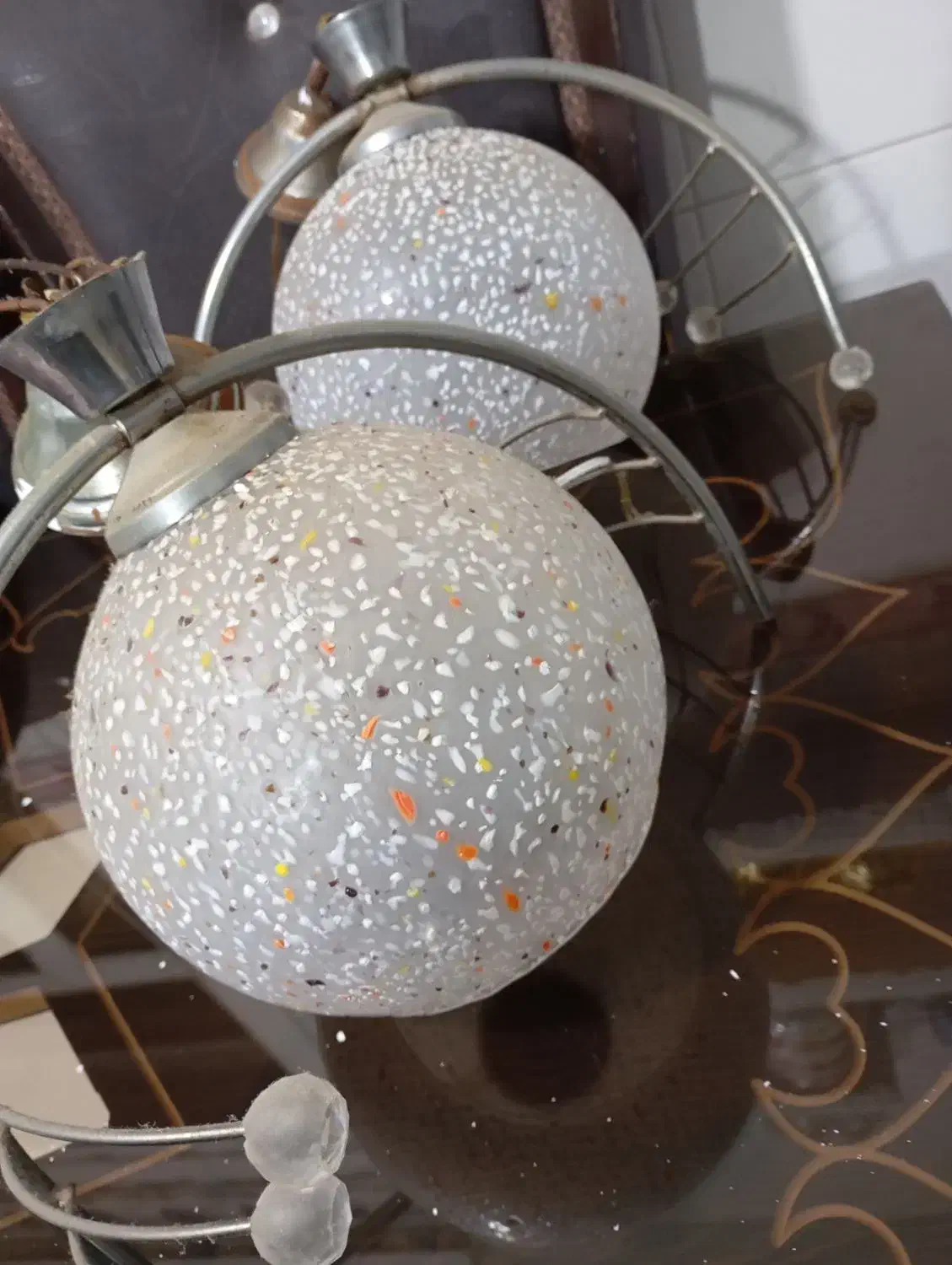 دو عدد لوستر|لوستر و چراغ آویز|دوتپه, |دیوار