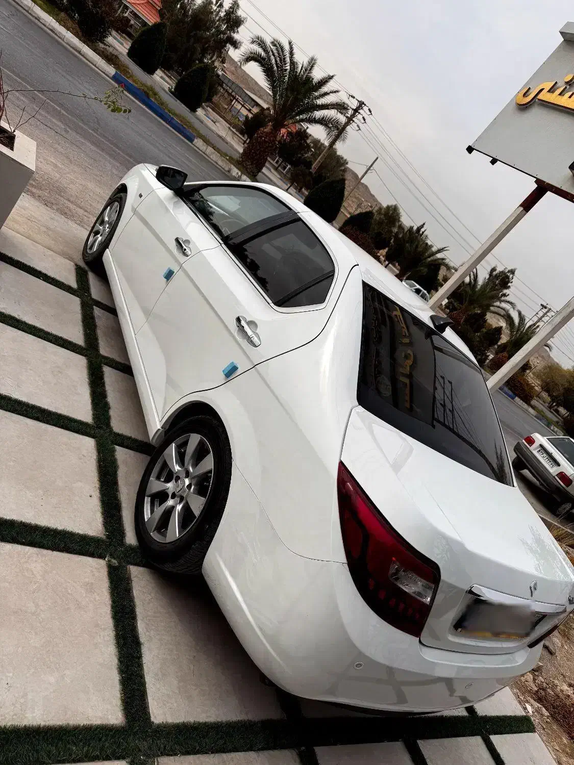 دنا اتومات ۱۴۰۱ بدون رنگ|خودرو سواری و وانت|دوگنبدان, |دیوار