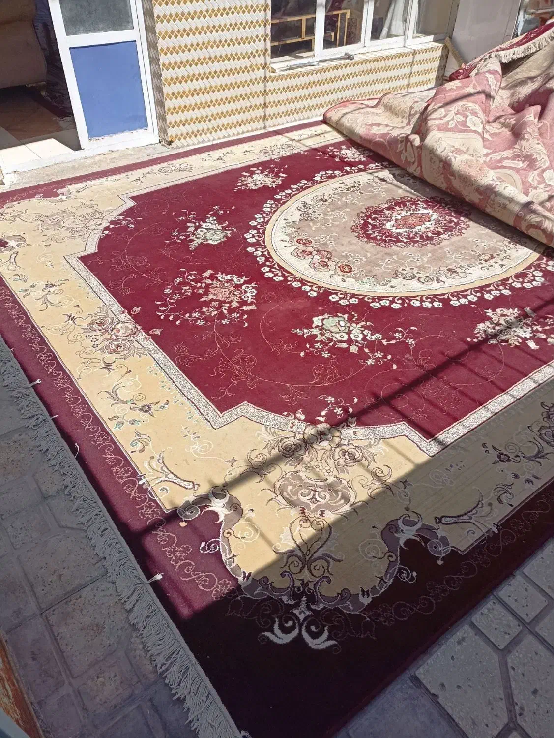 فرش کار کرده|فرش|شیراز, مسلم|دیوار