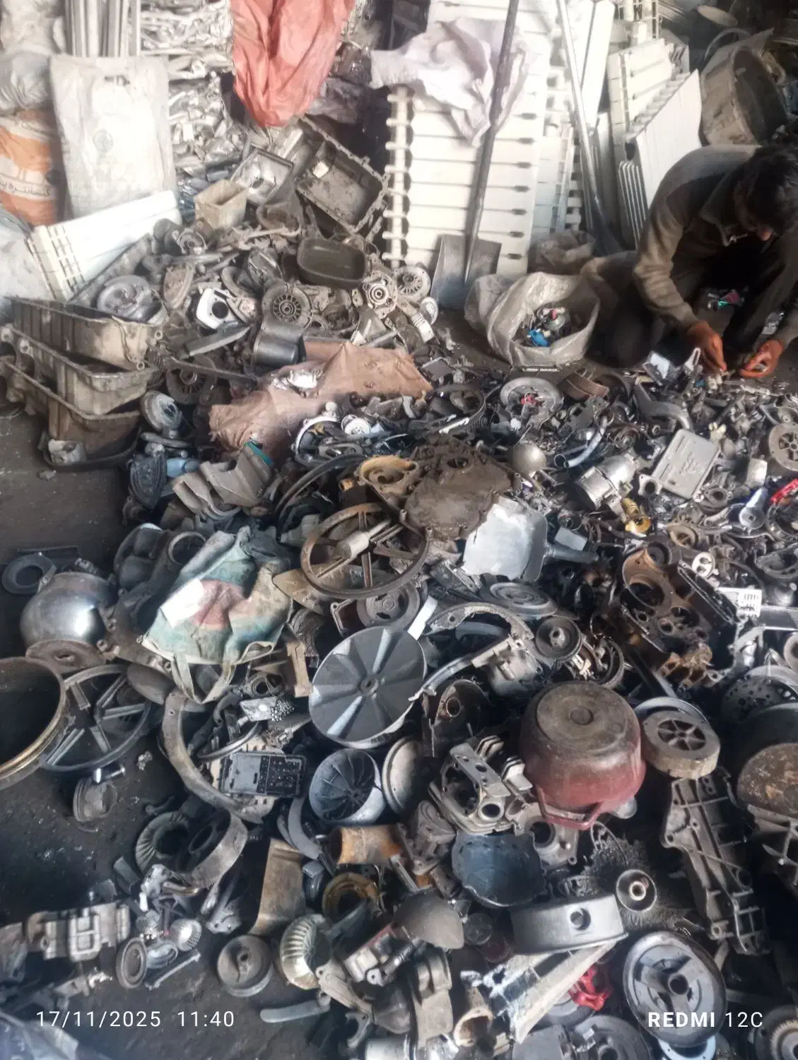 خریداردرپنجره‌المینیوم‌ورانی‌خشگه‌قیمت‌روز|مصالح و تجهیزات ساختمان|نیشابور, کوی حسینی|دیوار