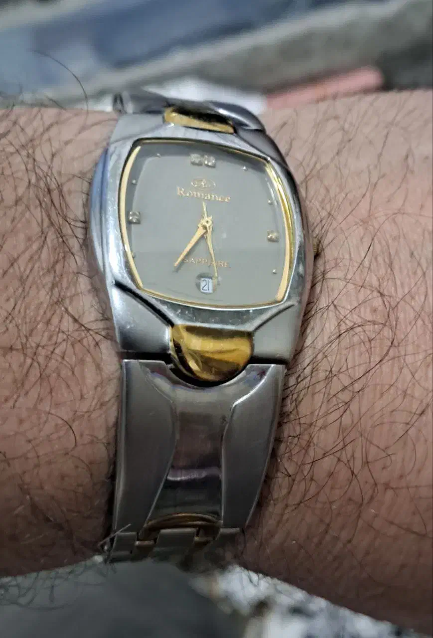 رومانس اصل|ساعت|سنندج, |دیوار