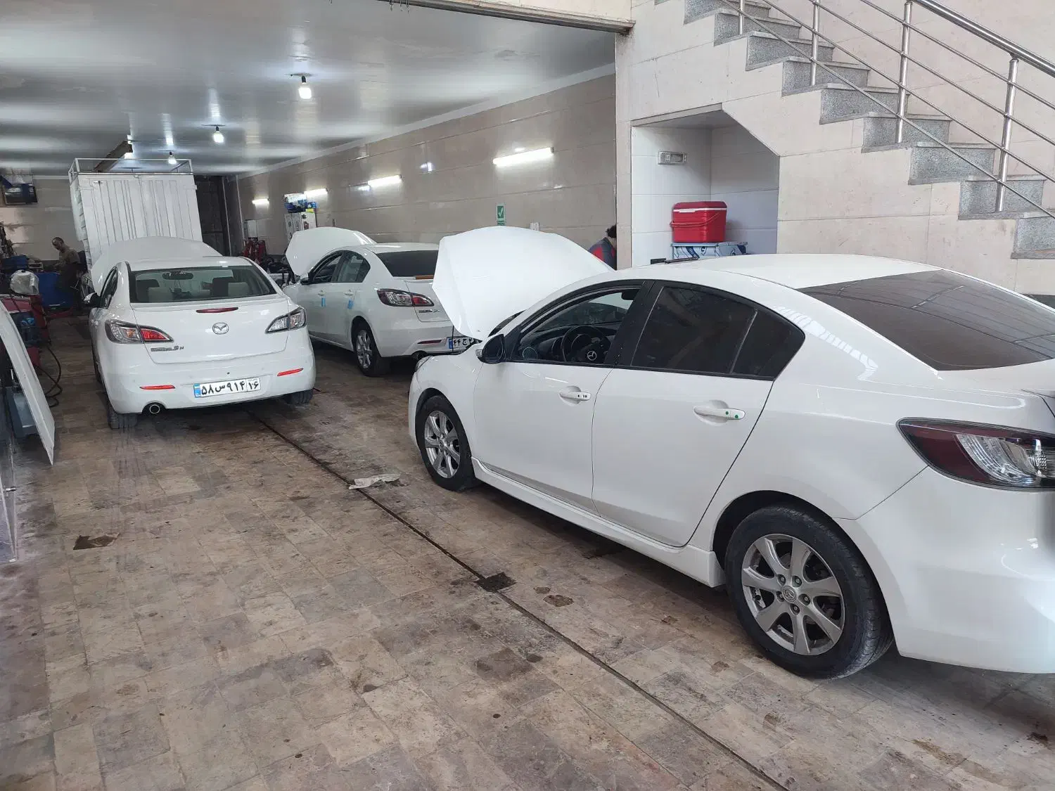 تعمیرگاه تخصصی مزدا|خدمات موتور و ماشین|قم, کوه سفید|دیوار