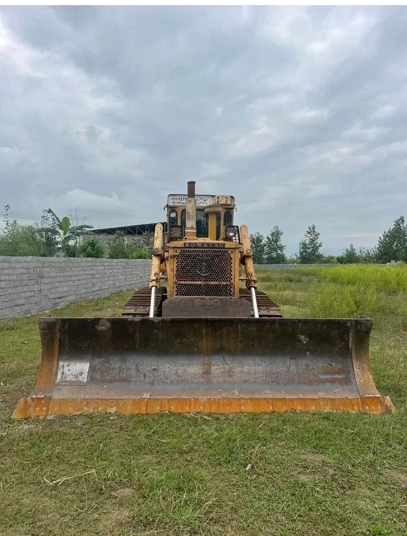 فروش بلدوزر ۶۵ سری ۴۱ هزار سالم آماده کار|خودرو سنگین|محمودآباد, |دیوار