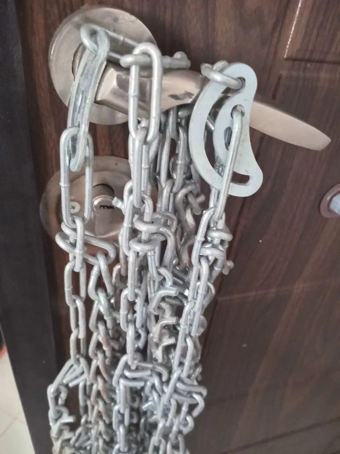 زنجیر چرخ سمند|قطعات یدکی و لوازم جانبی|رشت, استقامت ۲|دیوار