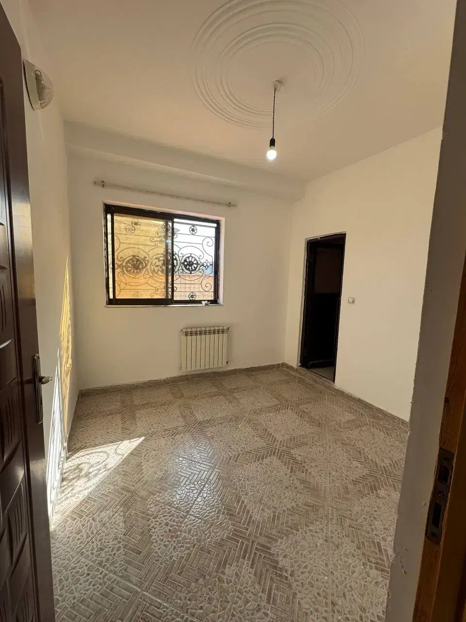 رهن و اجاره طبقه اول ۷۵ متری ابتدای جاده لاهیجان|اجارهٔ آپارتمان|لنگرود, |دیوار