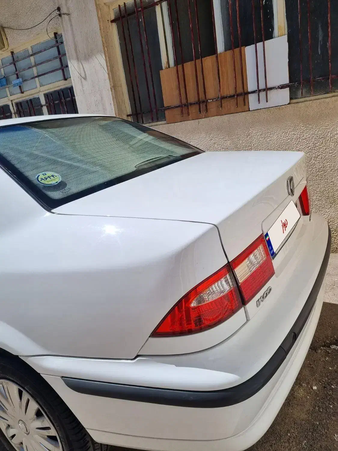 سمند مدل ۹۸|خودرو سواری و وانت|شیراز, لاله|دیوار