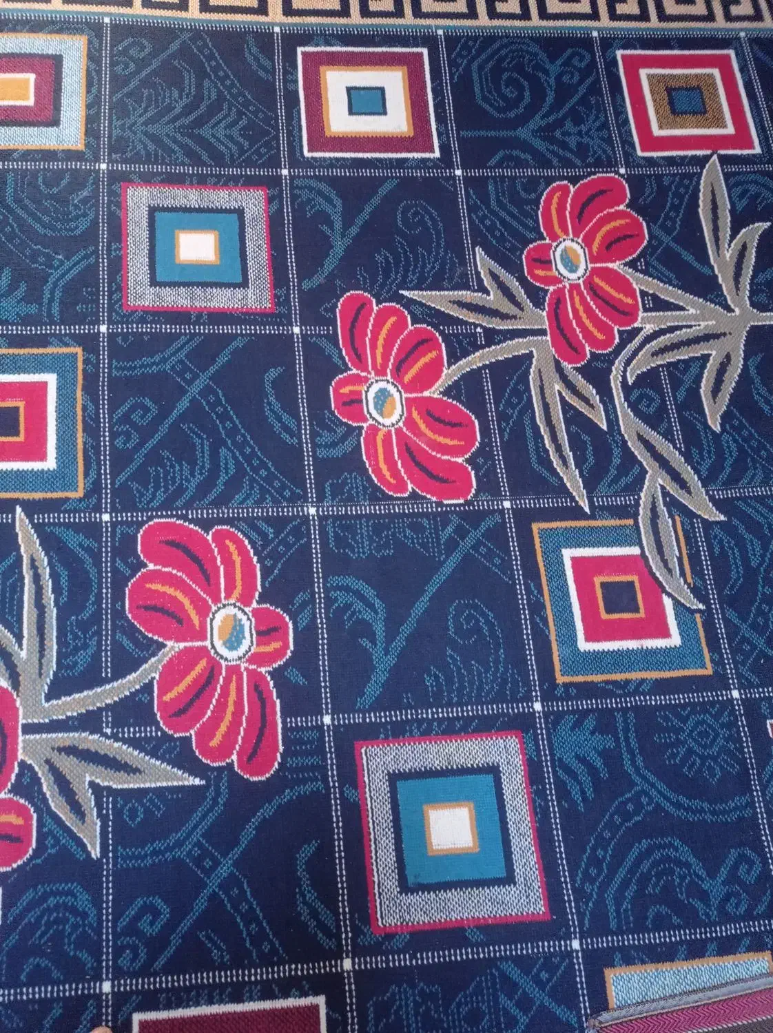 گلیم|گلیم، جاجیم، گبه|اسلام‌‌آباد غرب, |دیوار