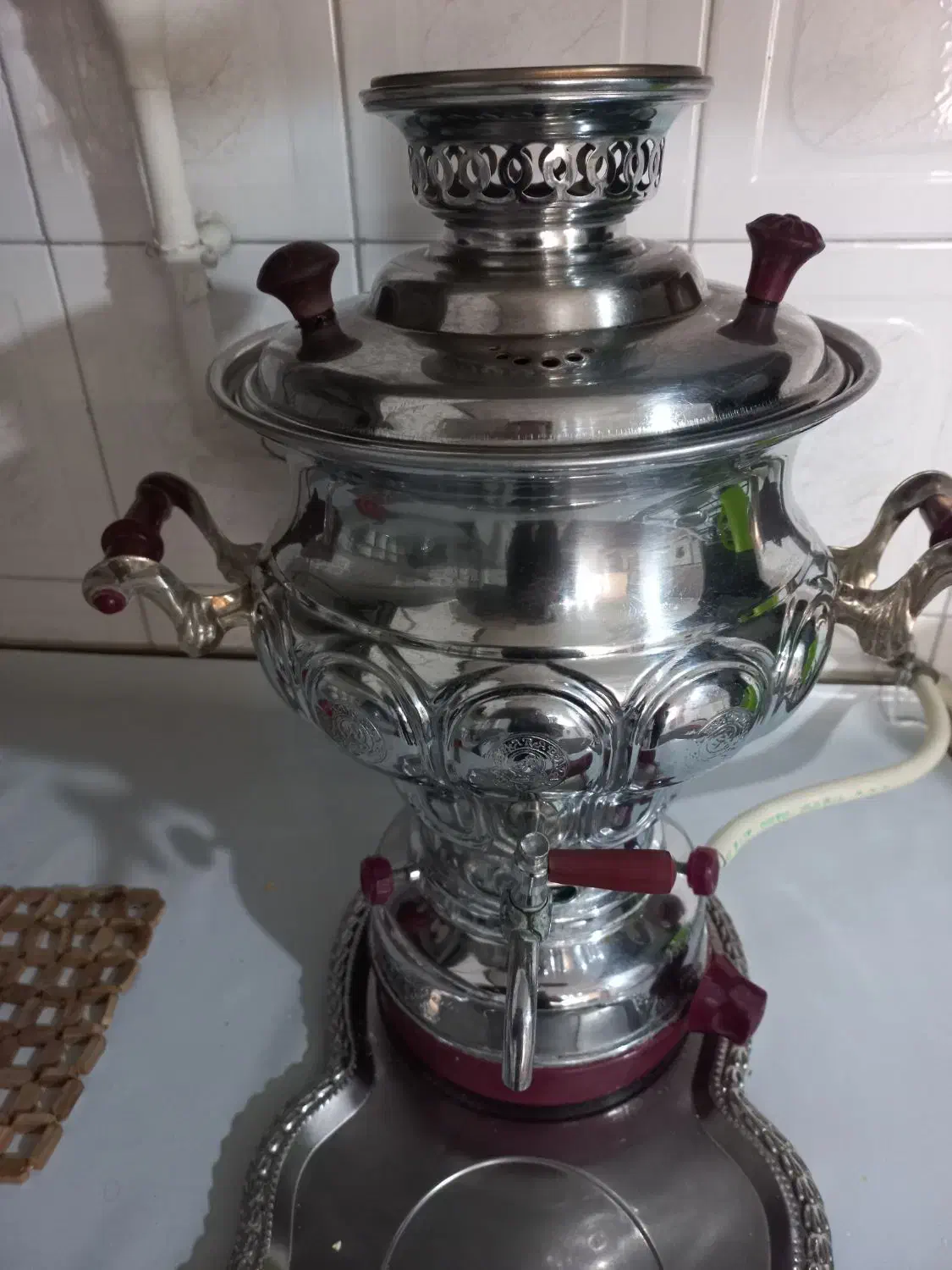 سماور گازی 6 لیتری در حد نو، اکبر برادران|سماور، چایساز، قهوهساز|دورود, |دیوار