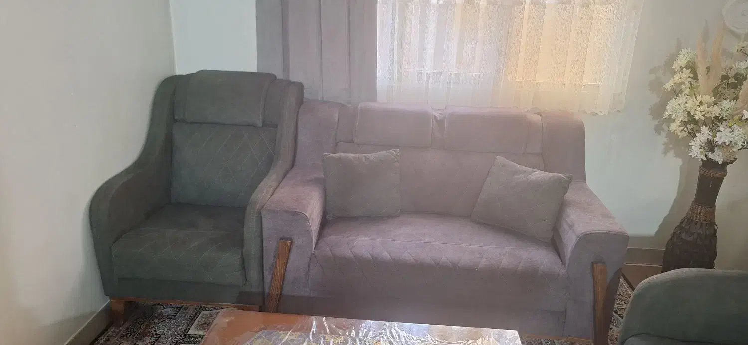 مبل ۹ نفره در حد نو|مبلمان خانگی و میز عسلی|تهران, کرمان|دیوار