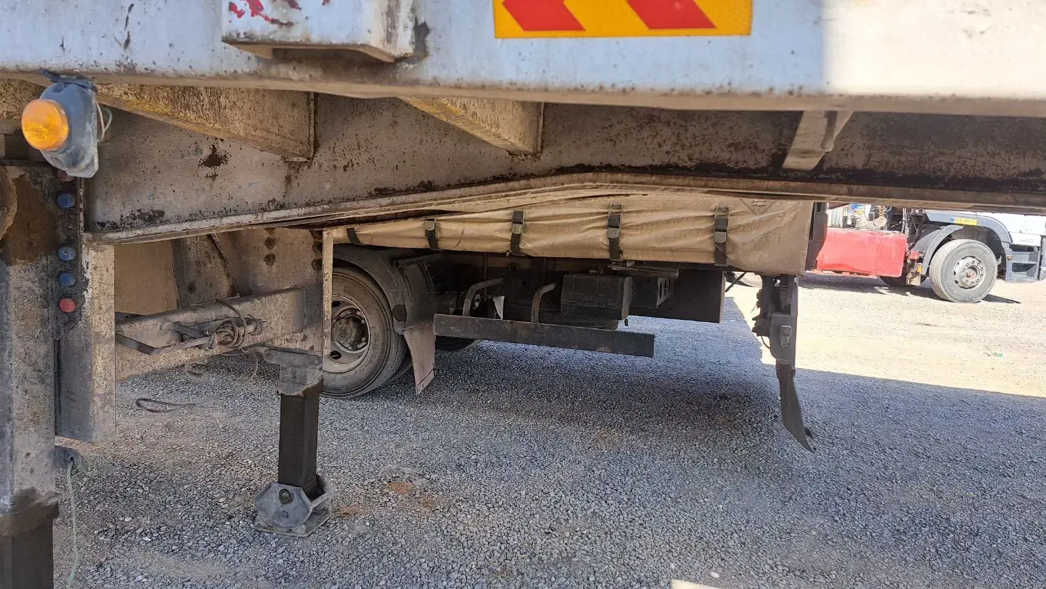 لبه دومحور|خودرو سنگین|گلپایگان, |دیوار