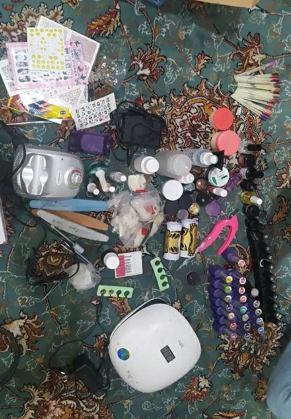 وسایل کاشت ناخن|آرایشی، بهداشتی، درمانی|هشتگرد, سیف آباد|دیوار