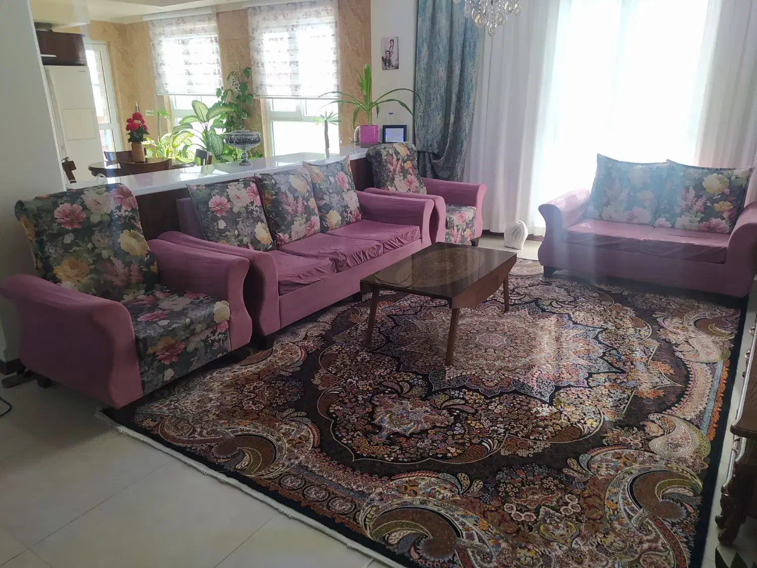 مبل راحتی 7 نفره|مبلمان خانگی و میز عسلی|تهران, حکمت|دیوار