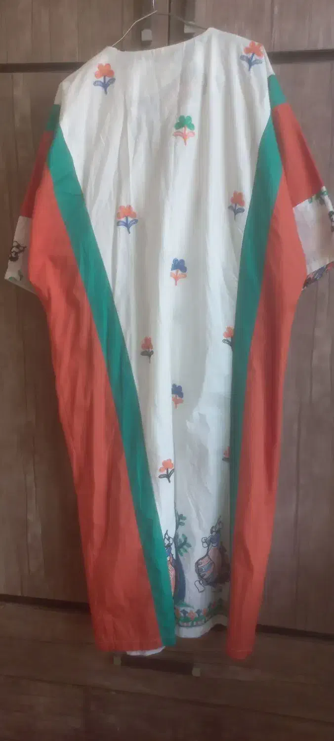 مانتو بلند|لباس|مشهد, امیر|دیوار