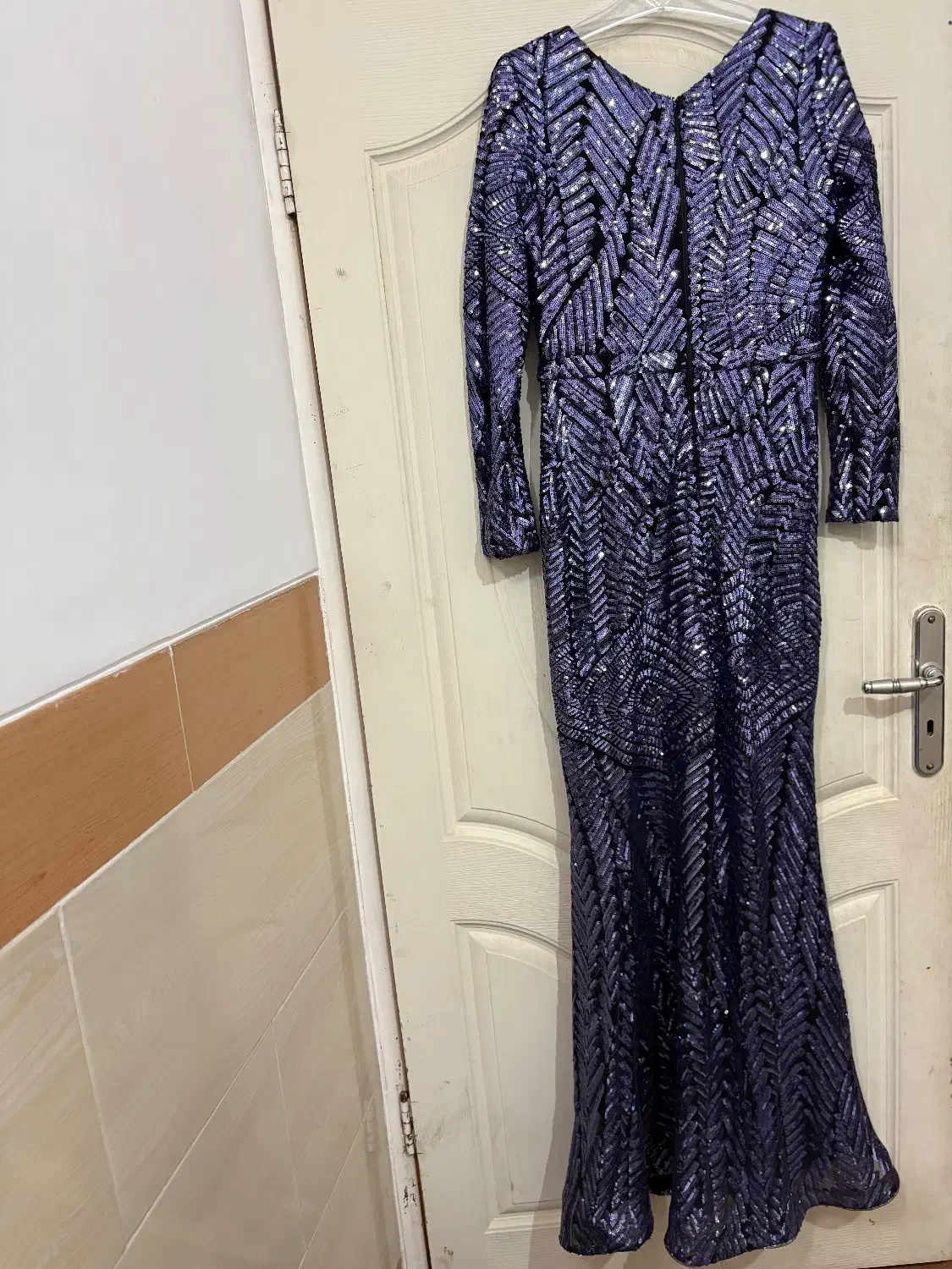 لباس مجلسی|لباس|حمیدیا, |دیوار